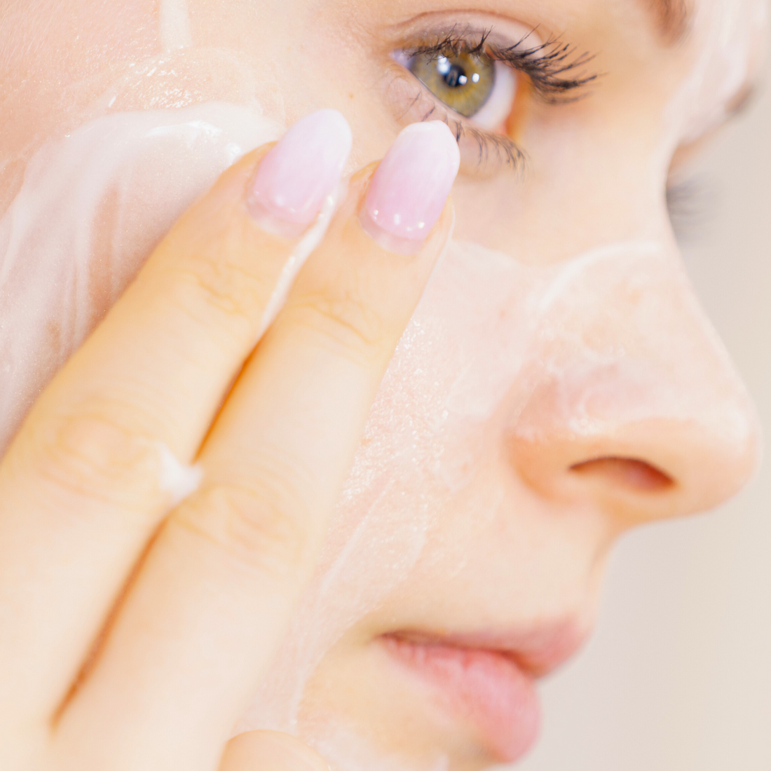 Frost & Glow: Winter Skincare Secrets for Radiant Skin